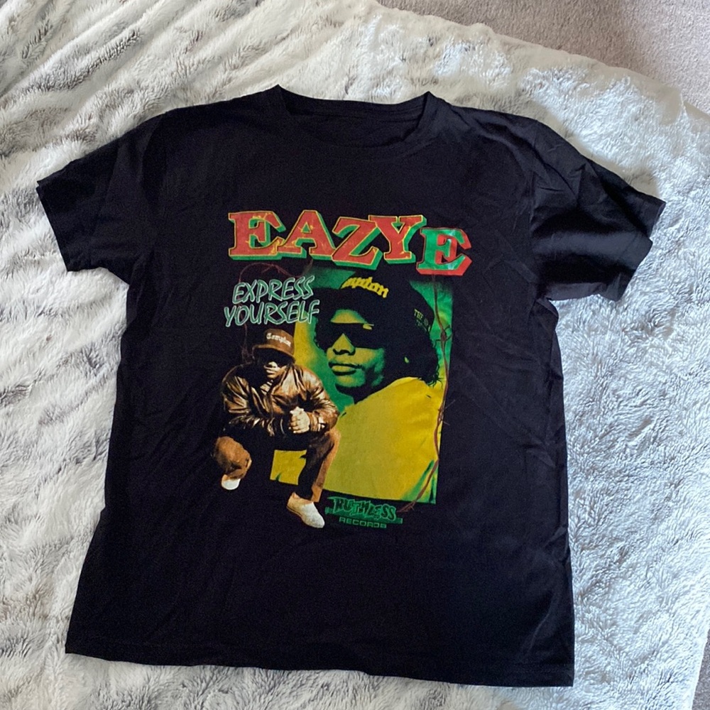 2/$20 Men’s Eazy E black short sleeve t-shirt. Size medium 90s rap
